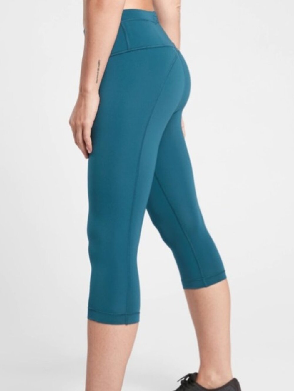 Athleta Crop Leggings